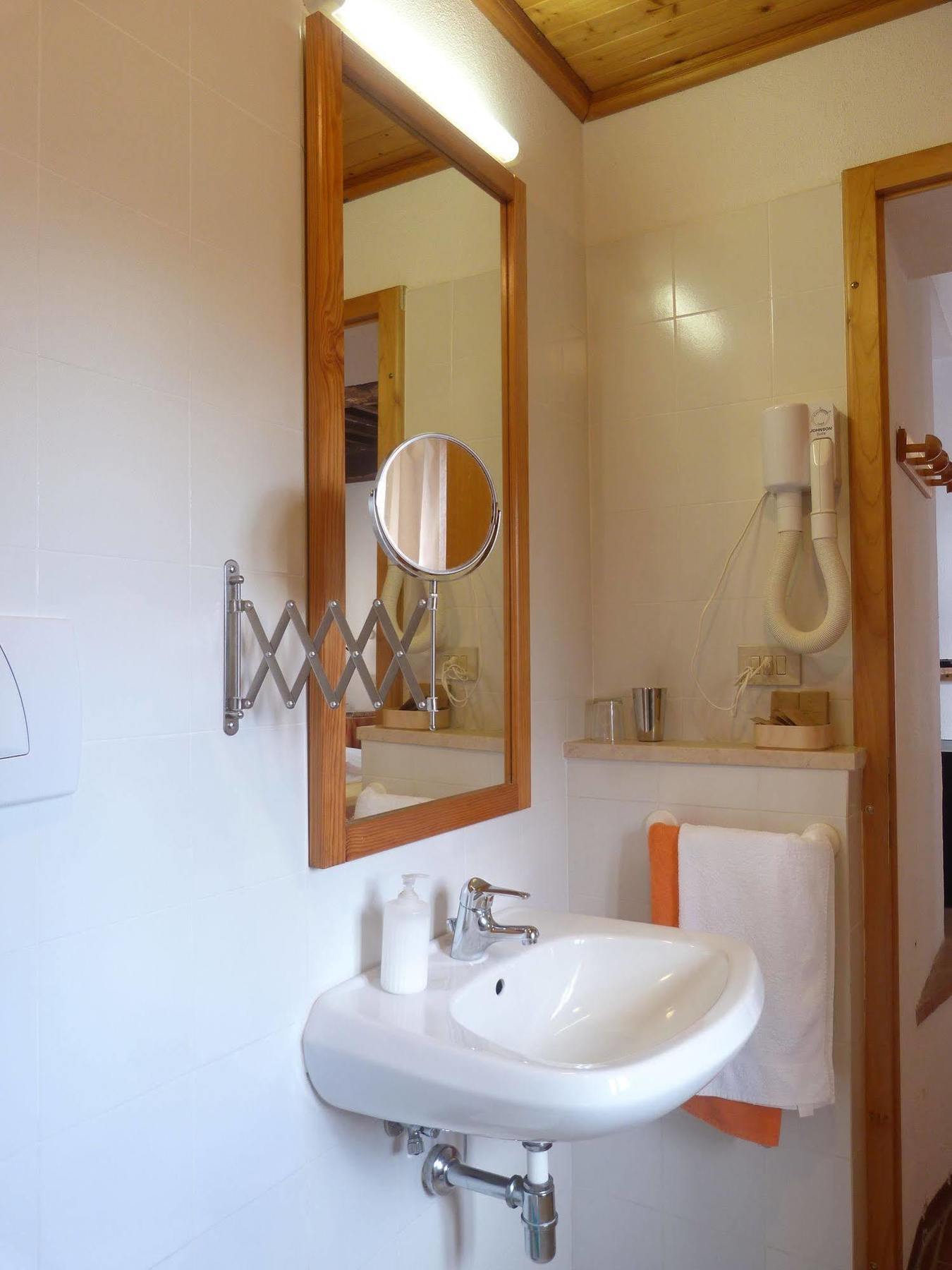 Agriturismo Apparita Montecastelli Pisano Εξωτερικό φωτογραφία